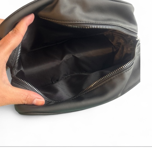 Versace Toiletry Pouch - Picture 3 of 4